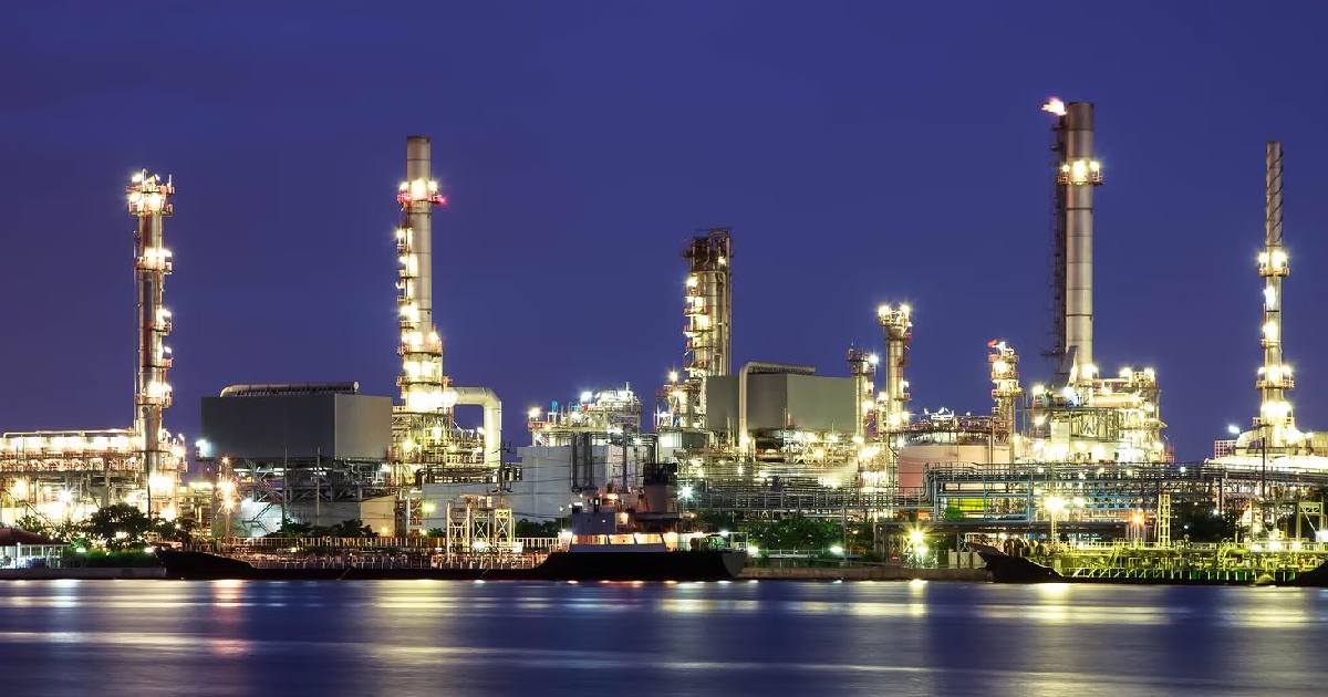 Top 8 Largest Oil Refineries in the World