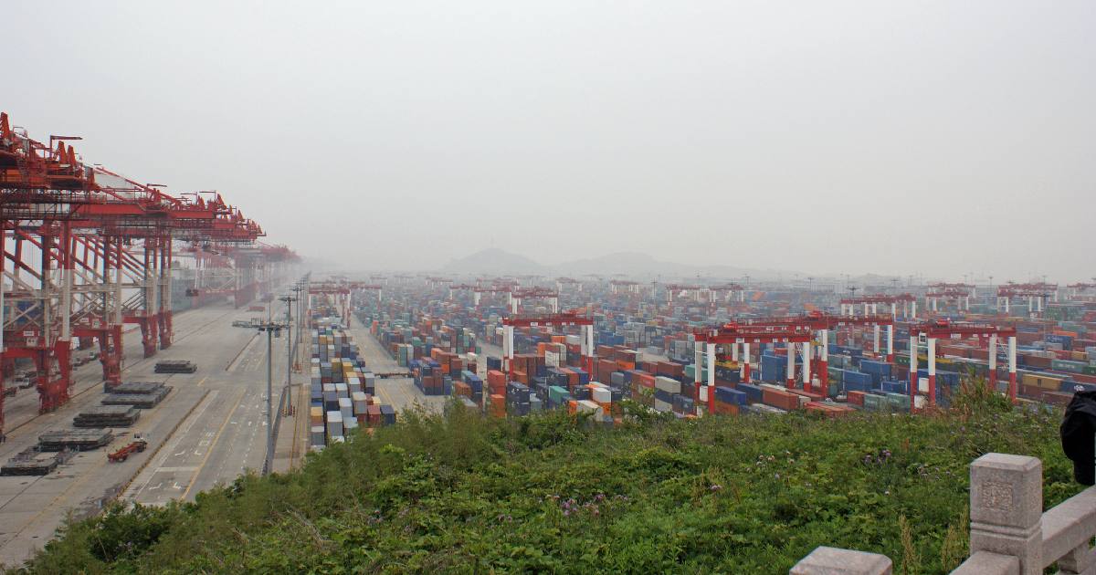 Port of Shanghai - largest ports in the world