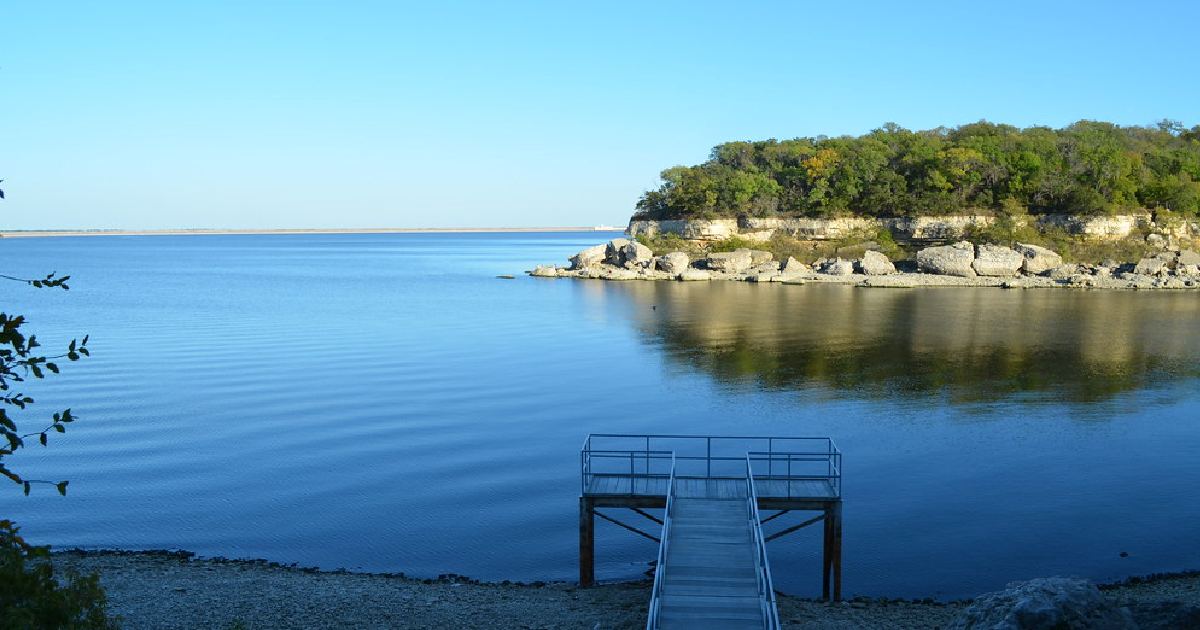 Lake Texoma - biggest lakes in texas