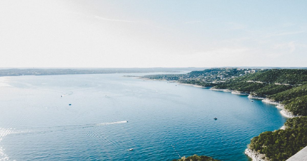 Lake Travis - biggest lakes in texas