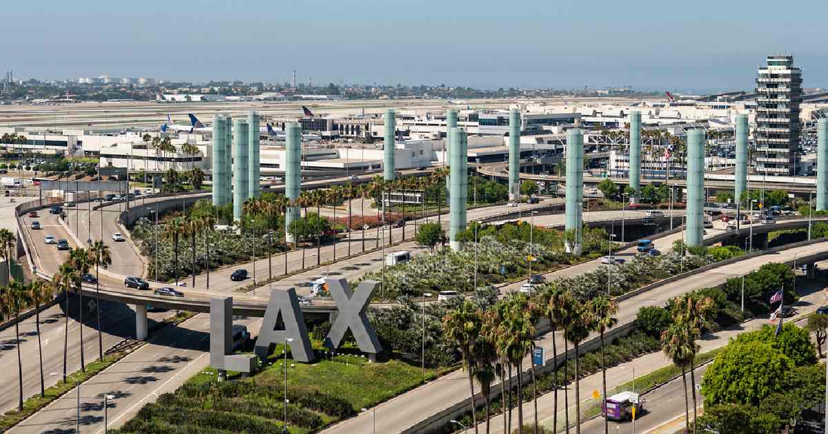 Los Angeles International Airport (LAX) - largest airports in us by by passenger traffic and area