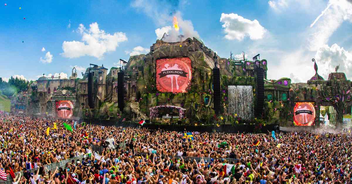 Tomorrowland - largest edm festivals in the world